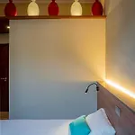 بيت ضيافة بنسيون ثيوداديلا برشلونة